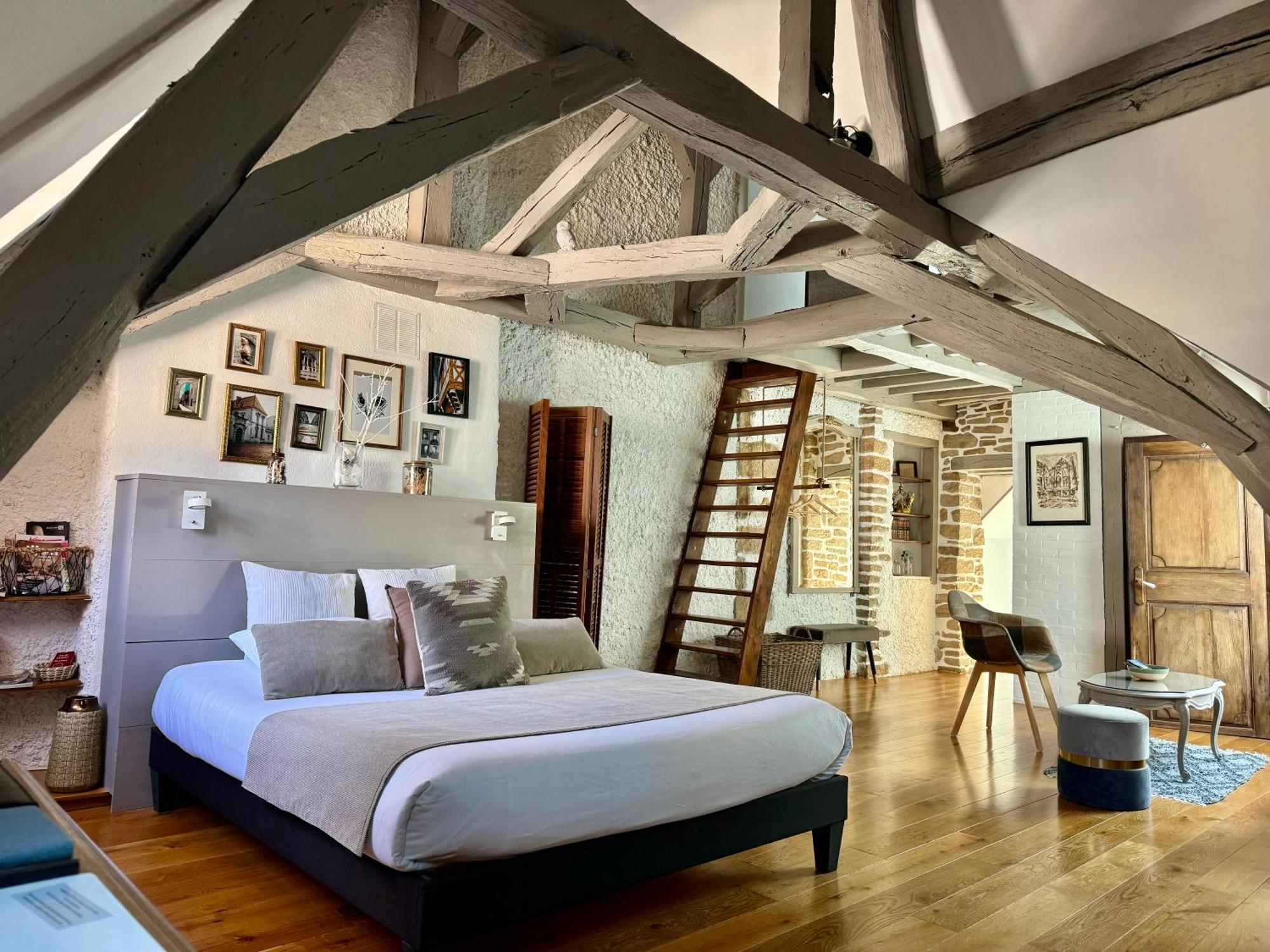 Appartement Le Relais Des Ducs : Centre Historique *